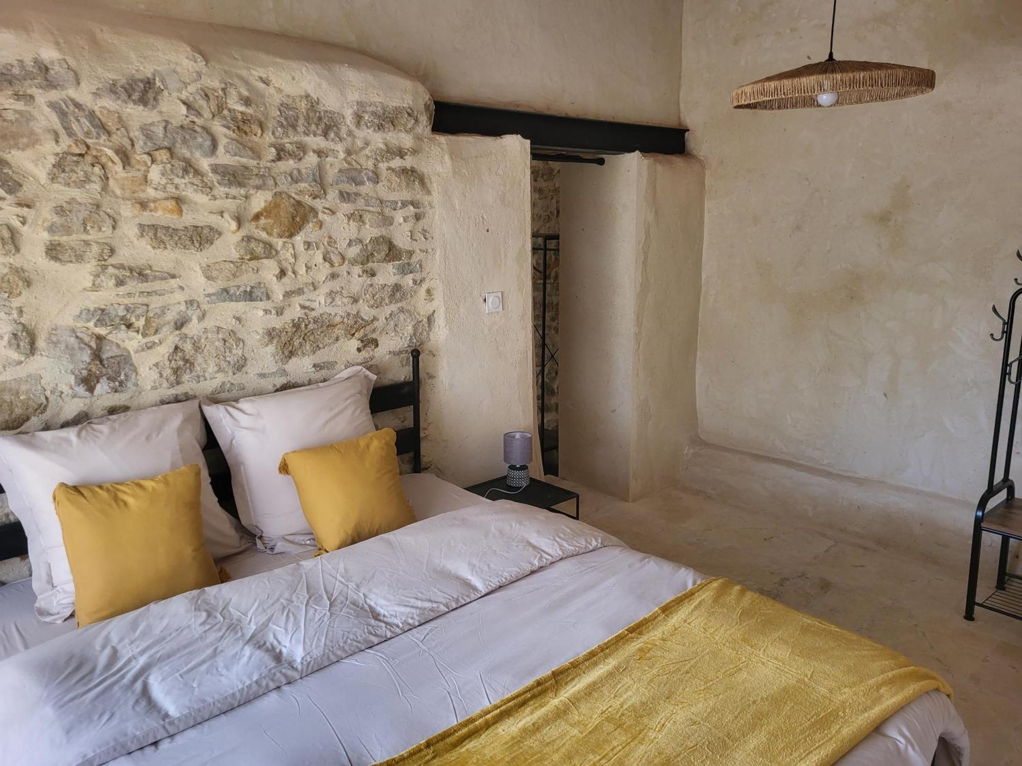 Bed and Breakfast Bastide De La Madeleine Pougnadoresse Exteriér fotografie